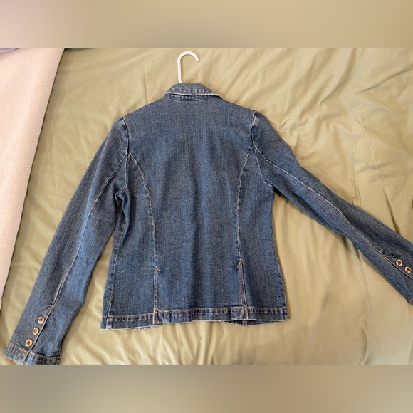 Levi’s jean jacket - Picture 2 of 3